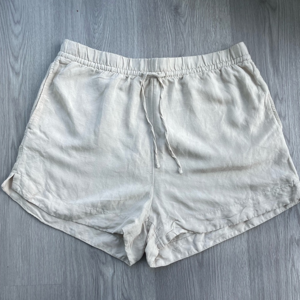 H&M Linen Blend Beige Shorts
